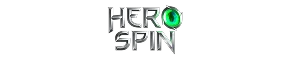 Archère elfe blonde avec couronne dorée et arc vert dans l'univers Herospin